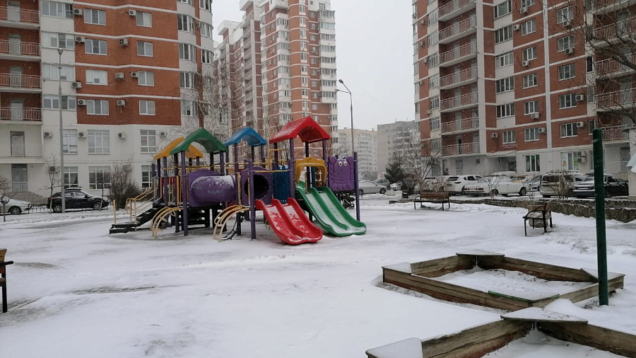 Мокрый снег и снег, как и год назад. В Краснодаре и крае в конце недели ожидаются сложные погодные условия