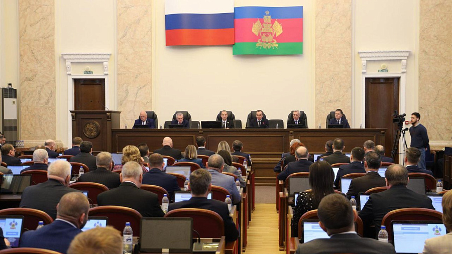 Депутаты ЗСК рассмотрели итоги работы регионального управления Минюста в 2025 году