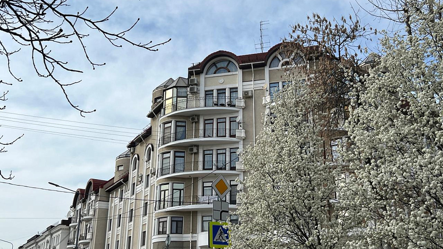 В Краснодаре и крае 4 апреля сохранится неустойчивая, ветреная погода с дождями, ливнями и грозами