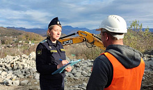 В Сочи снесли двухэтажный самострой по решению суда