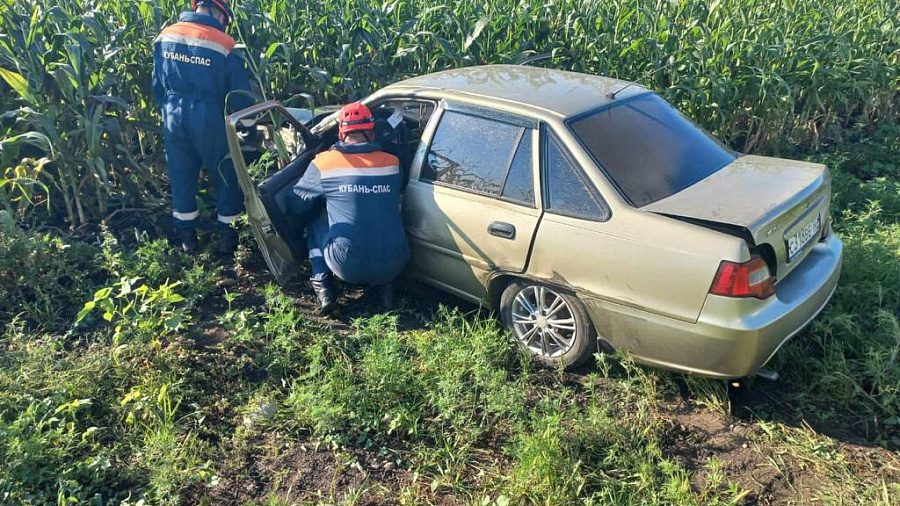 В Тимашевском районе подросток из Рязанской области пострадал в ДТП с участием двух иномарок