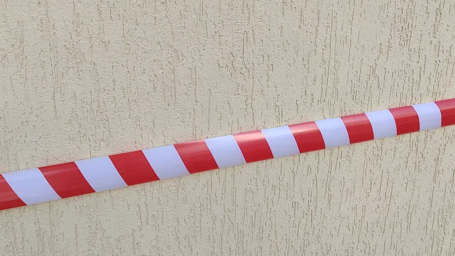 В Анапе упали обломки БПЛА: повреждены частные дома