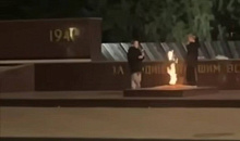 В Усть-Лабинске двое школьников жарили еду на пламени «Вечного огня»