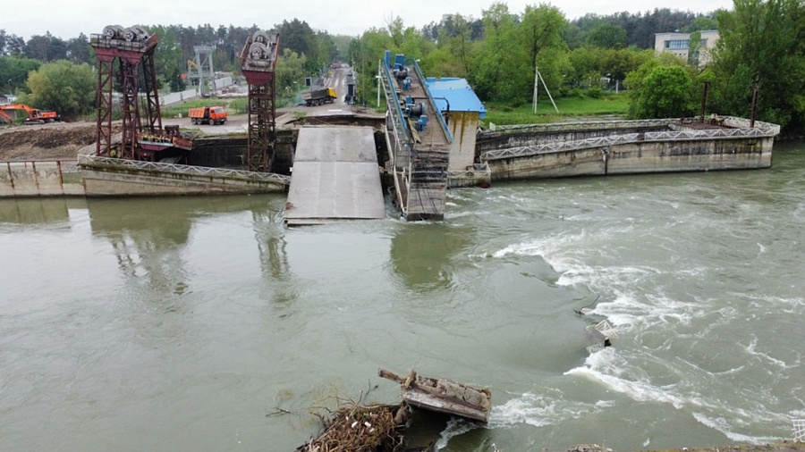 Власти прокомментировали информацию о строительстве инвестором нового моста в районе разрушенного Федоровского гидроузла