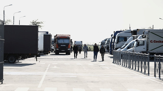 Движение паромов между Кубанью и Крымом по Керченской переправе приостановили 