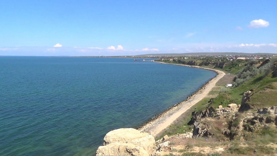 В Темрюкском районе сточные воды без очистки сливают в Азовское море 