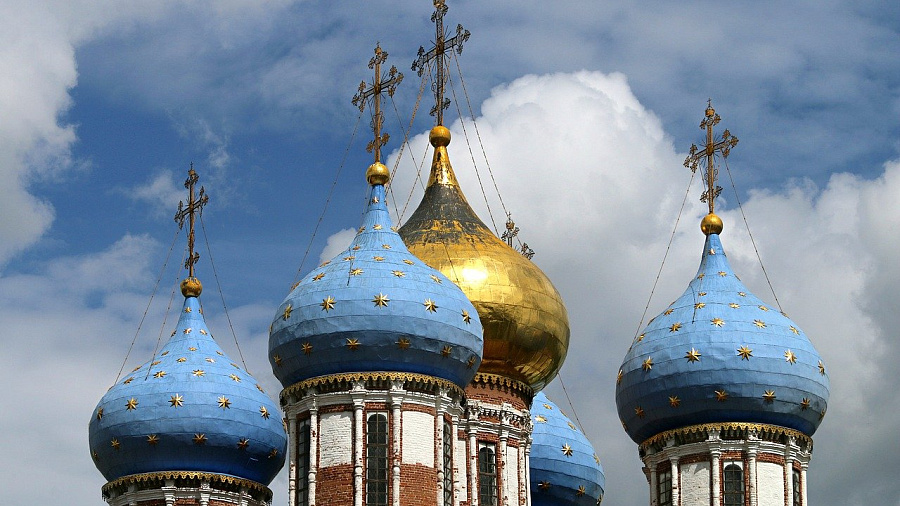 Православные 7 апреля празднуют Благовещение Пресвятой Богородицы