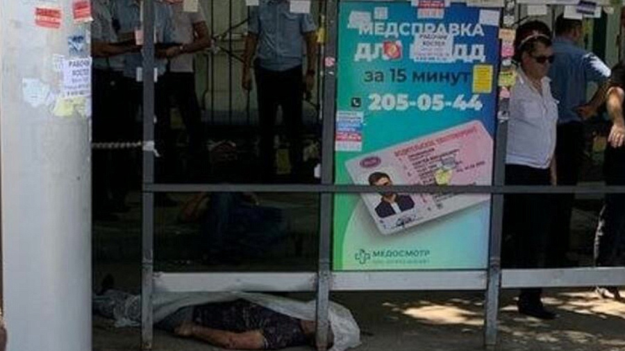 В Краснодаре рядом с железнодорожным вокзалом пьяный приезжий убил мужчину