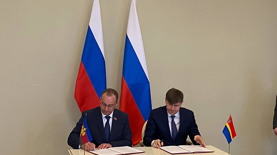 ЗСК заключило с органами законодательной власти трех регионов РФ соглашения о сотрудничестве