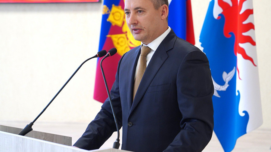 В дом главы Приморско-Ахтарского района Максима Бондаренко пришли с обысками