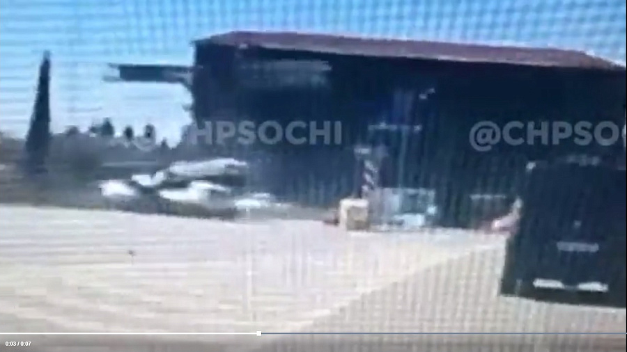Видеорегистратор снял момент «взлета» «Тойоты» возле аэропорта Сочи 