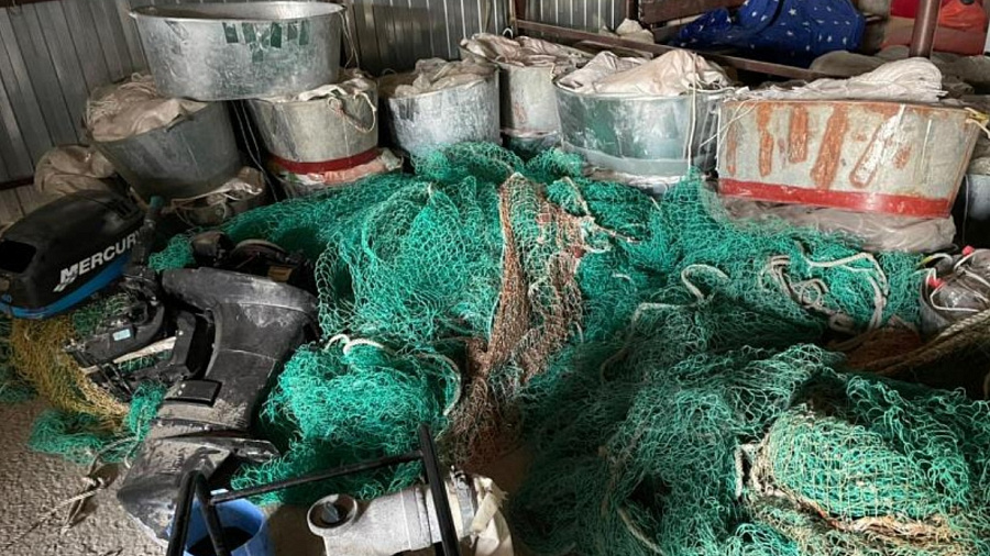 На Кубани в ходе обысков сотрудники полиции изъяли более 54 тонн рыбы, выловленной браконьерами