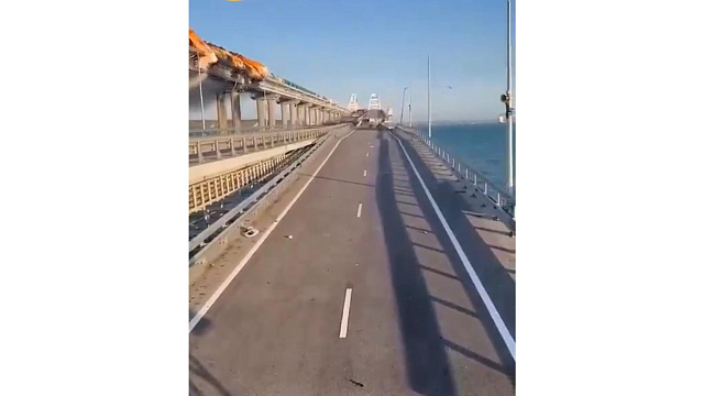 В оперштабе Краснодарского края рассказали, где на Кубани организованы стоянки для водителей, которые не могут проехать по Крымскому мосту