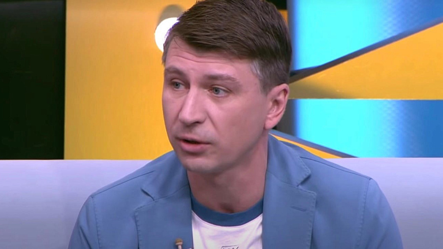 «Она – часть нашей семьи»: Алексей Ягудин рассказал, как встретил в буфете Сочи няню для своих детей