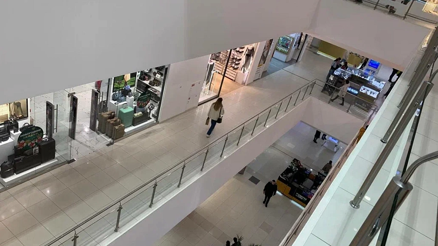 Торговые центры на Кубани начинают стремительно пустеть