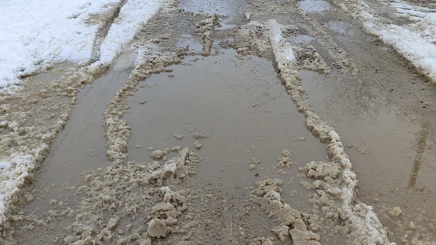 Краснодар тонет в талой воде и канализационных стоках после снегопадов