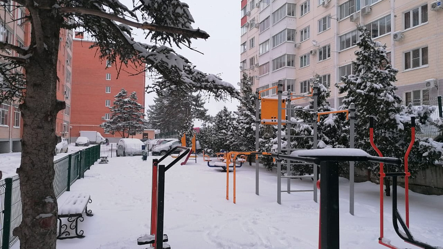 В Краснодаре и крае в середине недели ожидается резкая смена погодных характеристик: похолодание, ливни, снегопад и гололед