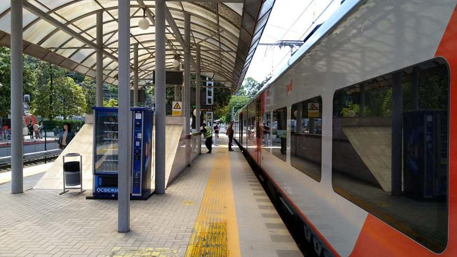 25-пассажирских поездов задержаны из-за разгула стихии в Сочи