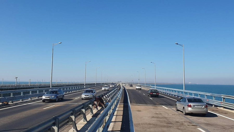 Восстановление Крымского моста между Кубанью и полуостровом завершилось почти на 3 недели раньше запланированного срока