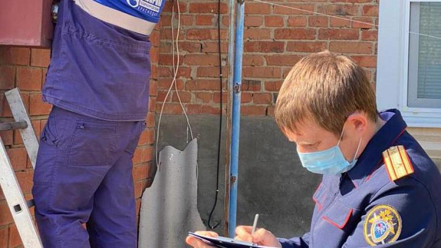 Мать и трое детей госпитализированы в Краснодарском крае с отравлением угарным газом