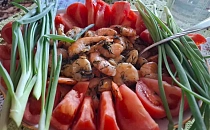 Новогодний стол 2026: еда на удачу в год Красной Лошади и полный список запретов