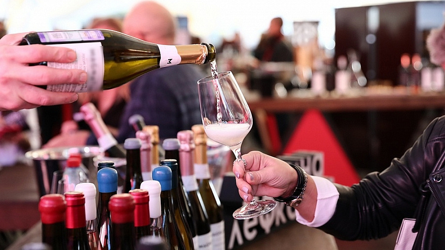 Краснодарский край в пять раз увеличил экспорт вина и шампанского с 2015 года