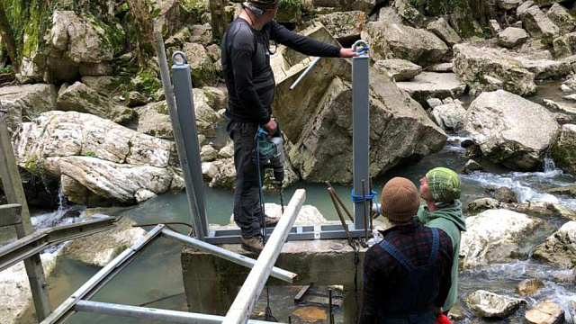 В Сочи восстановят разрушенный после паводков мост рядом с Агурскими водопадами