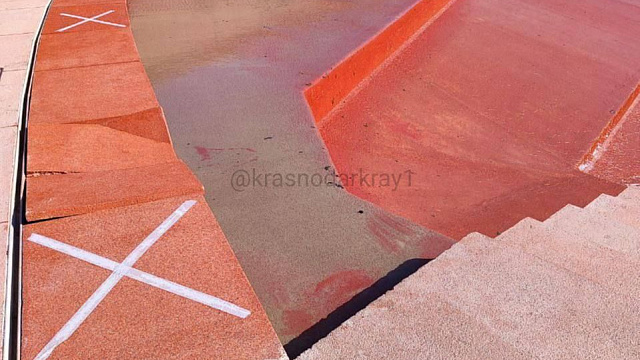 В Краснодаре повредили новую локацию в парке Галицкого