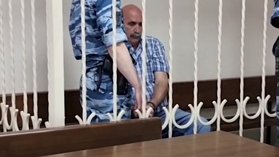 В Сочи обвиняемого в убийстве судебных приставов арестовали на 2 месяца