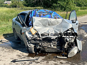 В Абинском районе водитель иномарки разбился в лобовом ДТП 