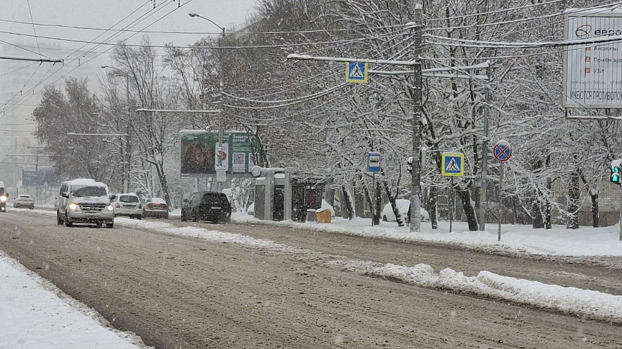 Штормовое предупреждение продлили на Кубани до 16 января