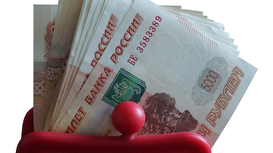 В Сочи директор паба задолжал сотруднику почти 800 тысяч рублей зарплаты