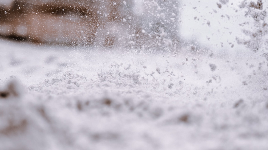 В Краснодарском крае объявлено штормовое предупреждение по налипанию мокрого снега