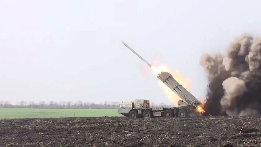 Минобороны РФ опубликовало видео брифинга по спецоперации на Украине (21.04.2022 г.)