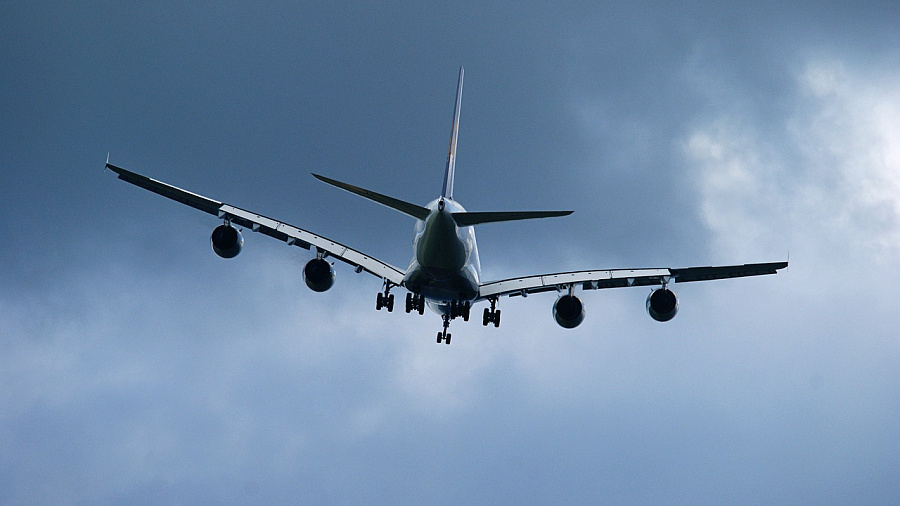 Европарламент призывает запретить полеты над Белоруссией после захвата воздушного судна