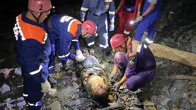 Под Анапой туристка сорвалась со смотровой площадки в обрыв