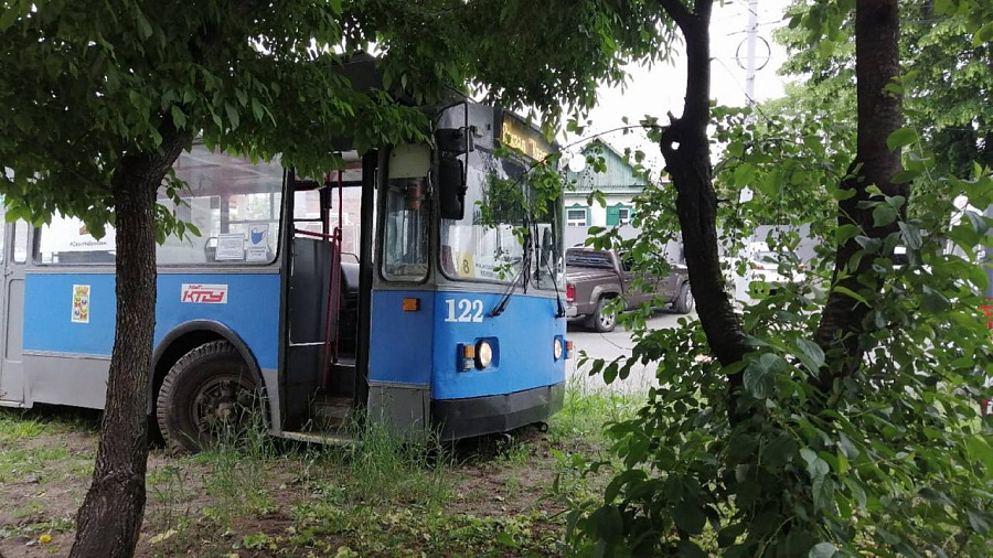 В Краснодаре задержали 45-летнего водителя троллейбуса, насмерть сбившего 15-летнюю школьницу