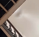 В Ейске потолок лопнул из-за воды в школе в учебное время