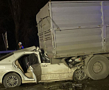 В Адыгее машину с семьей из Краснодарского края раздавил грузовик