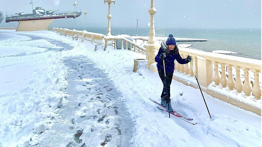 Власти Краснодарского края рассказали, какие районы больше всего засыпало снегом