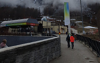 Эксперты назвали горнолыжные курорты, где отдых на двоих в феврале обойдется до 100 тысяч рублей