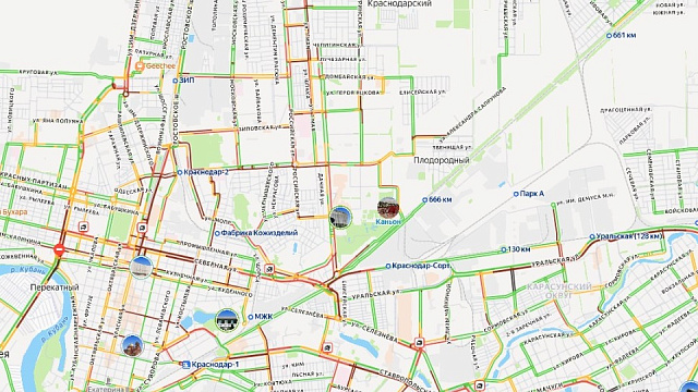 Краснодар утонул в 10-балльных пробках из-за дождя вечером 12 декабря