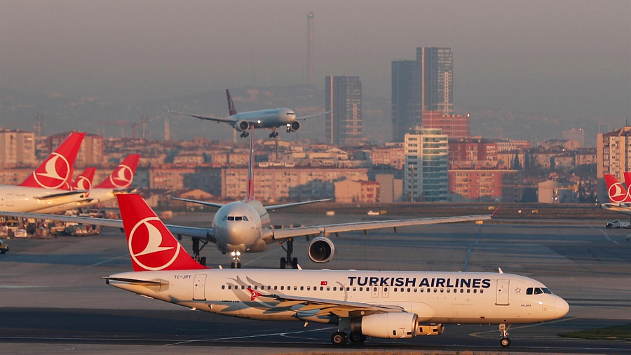 Граница на замке: в России сохранятся ограничения авиасообщения с Турцией после 1 июня