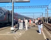 Экстренно эвакуировали пассажиров поезда «Петербург — Адлер» на станции Горячий Ключ