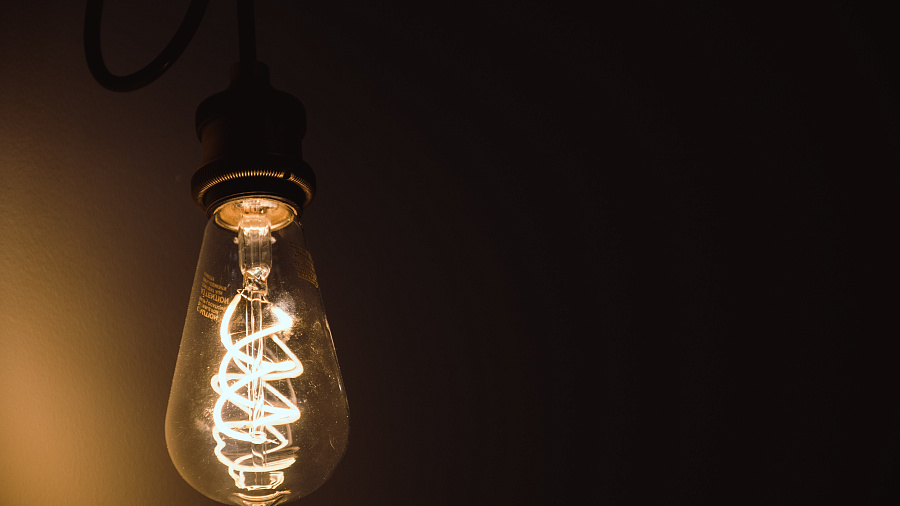 В Краснодарском крае и Адыгее после урагана без света остаются около 2 тысяч жителей