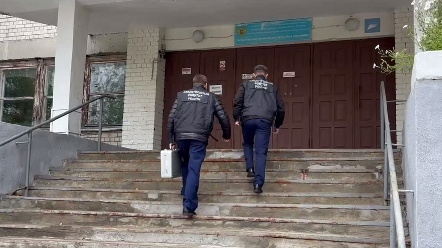 Бывший студент напал с ножом на преподавателей техникума в Архангельске