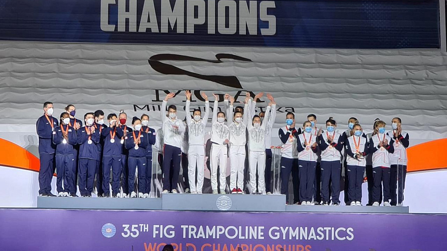 Батутисты из Краснодарского края завоевали девять наград на чемпионате мира по прыжкам в Баку