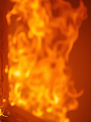 Многоэтажка загорелась после падения обломков БПЛА в Сочи