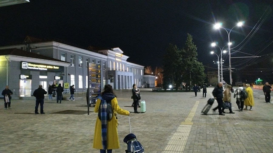 Массовая задержка рейсов наблюдается аэропортах Сочи и Краснодара