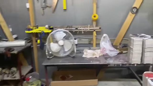 Полиция накрыла два подпольных цеха по производству сигарет в Краснодаре